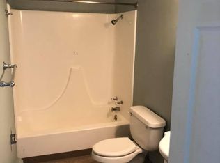 2023 Skyline Dr, Minot, ND 58703