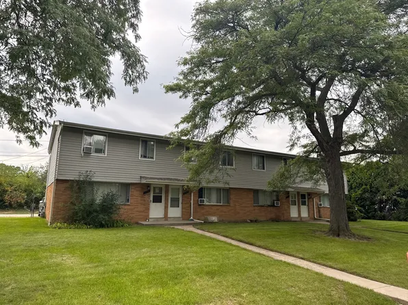 12434 41st Ave, Pleasant Prairie, WI 53158