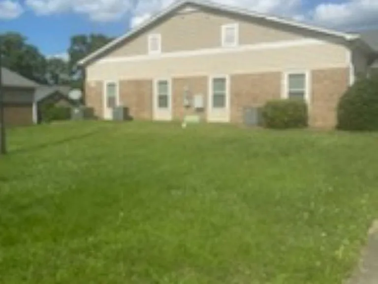 306 Oconnor St — Photo 2