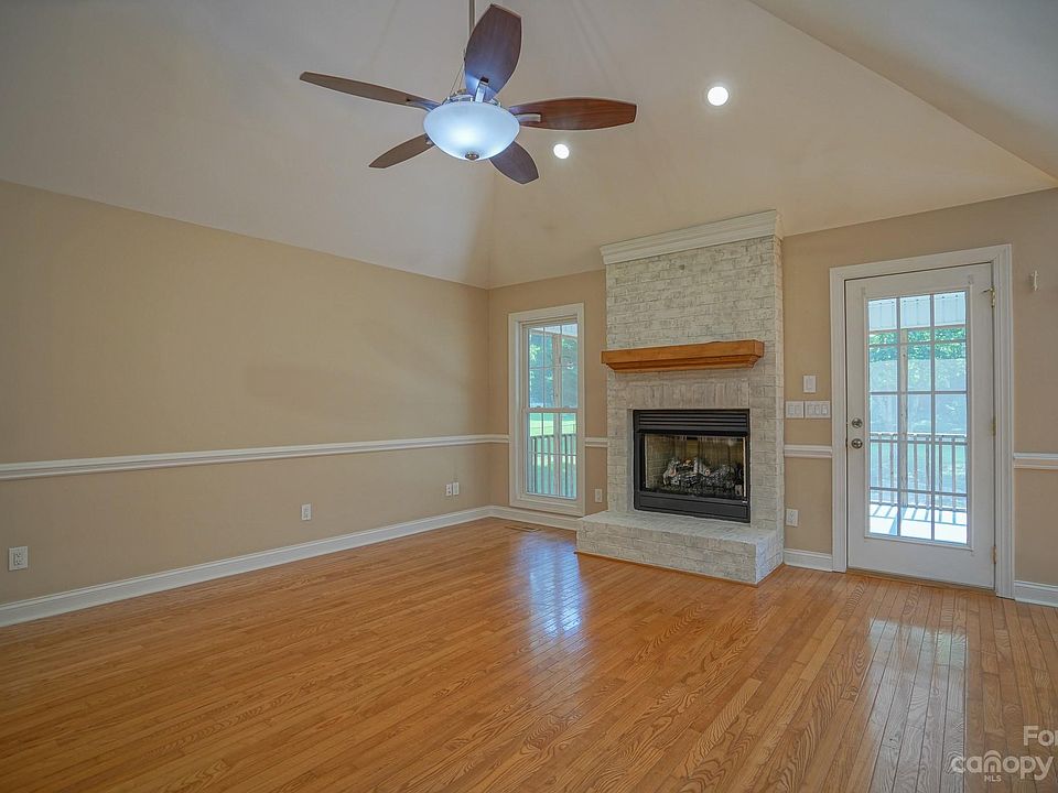 306 N Enochville Ave Kannapolis, NC, 28081 Apartments for Rent Zillow