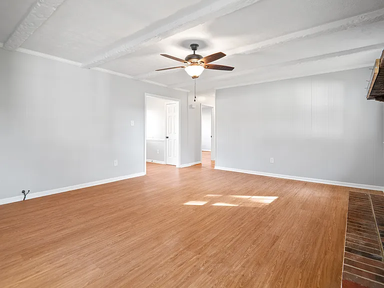 3908 Pfost Ave — Photo 22