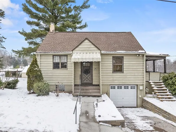 47 Ewing Rd, Mc Kees Rocks, PA 15136