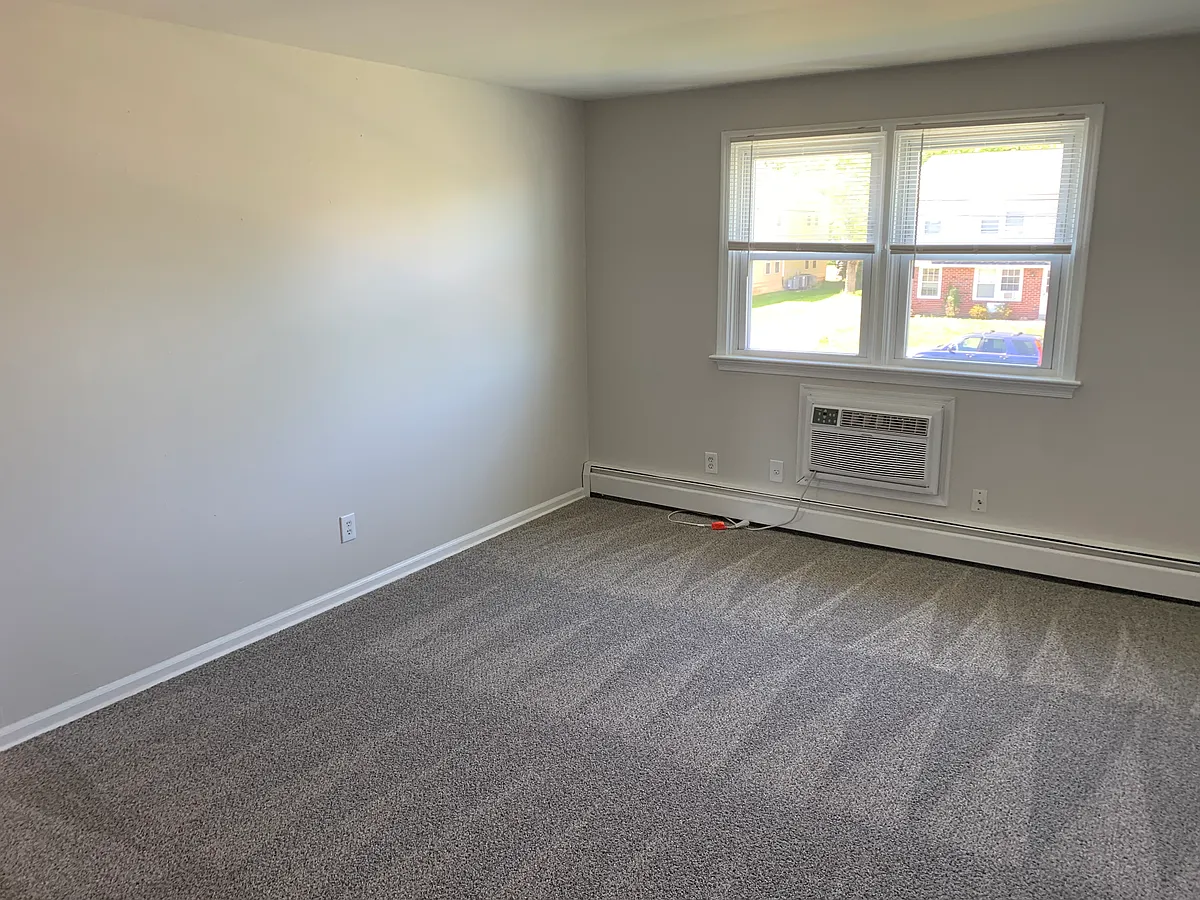Building Photo - 429 N 2nd St #C