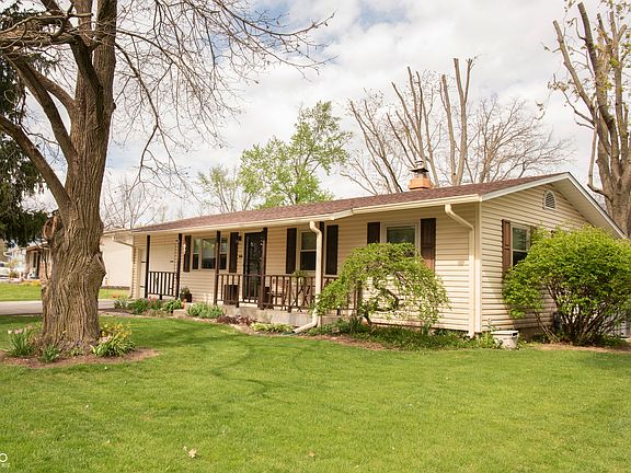 3rd image of 222 Westlea Dr
