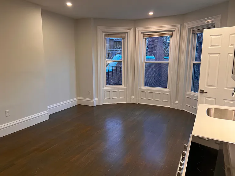 229 Newbury St #3 — Photo 1