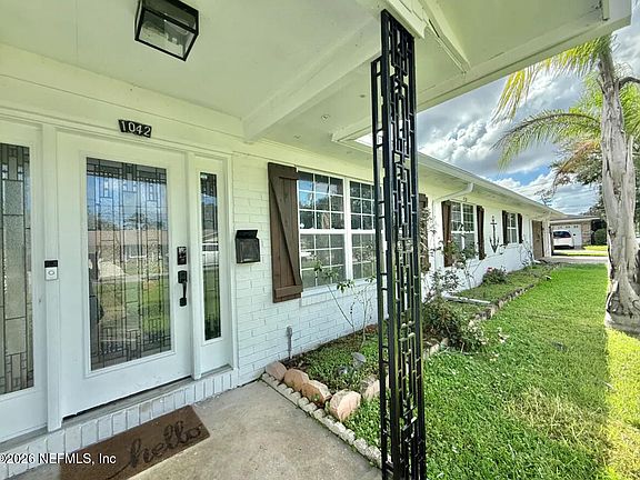 2nd image of 1042 JAMAICA Road E