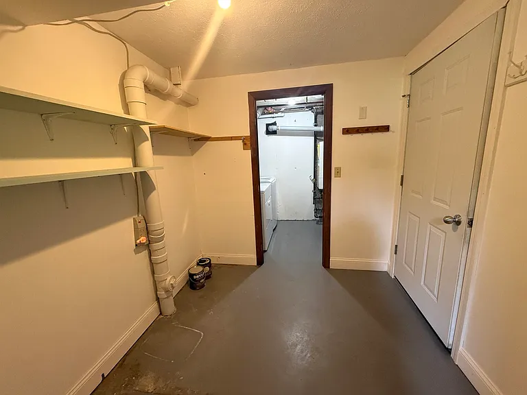 158 Tina Dr #B — Photo 37