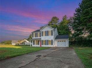 658 Hunters Ln, Anderson, SC 29625