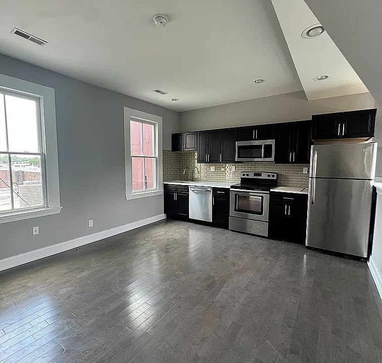 1st image of 4100 Parkside Ave #4