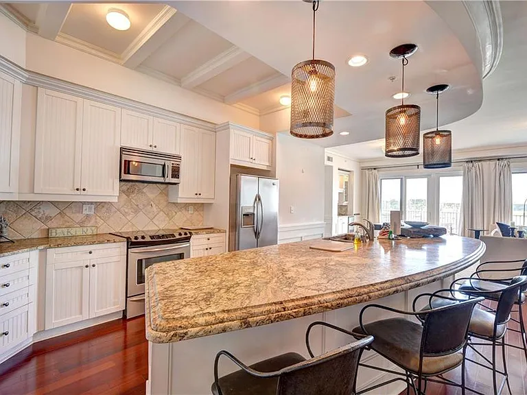 10 Marina Dr #314 — Photo 4