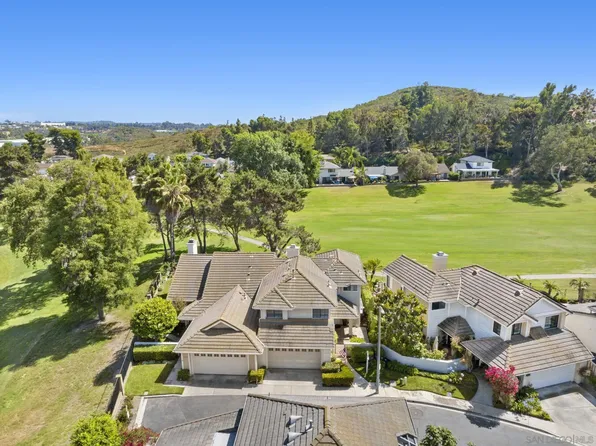 1894 Spyglass Cir, Vista, CA 92081