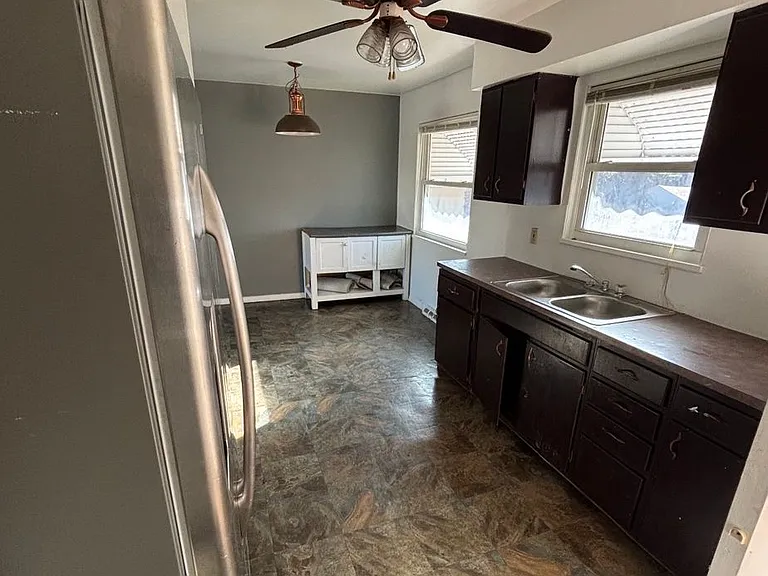 5074 Miller Ave — Photo 3