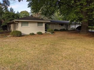 656 Penfield Rd, Rochester, NY 14625