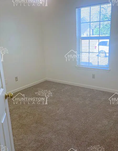 102 Andra Ave — Photo 12