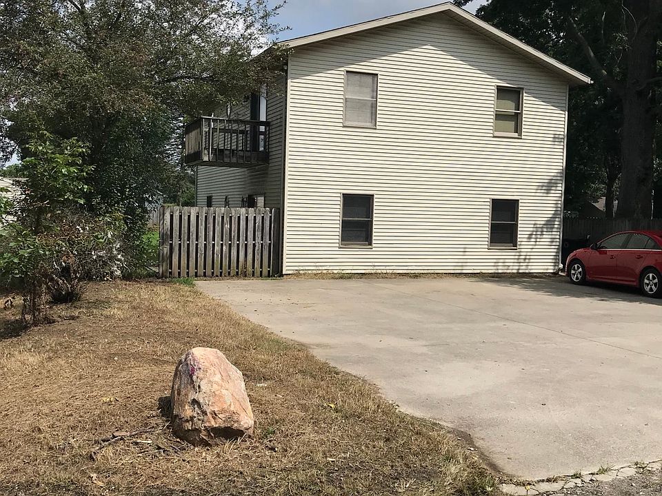 1st image of 3624 W 27th St