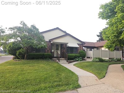 40859 Newport Dr, Plymouth, MI, 48170