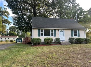 23 Donna St, Enfield, CT 06082