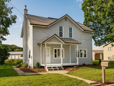 230 E 13th St, Saint Charles, MN, 55972