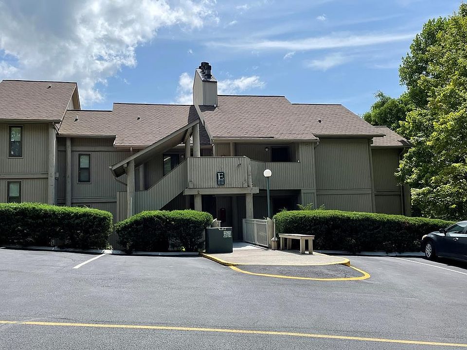 1st image of 3710 Weber Rd #302-E