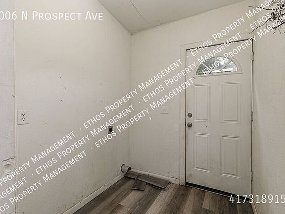 3rd image of 1006 N Prospect Ave