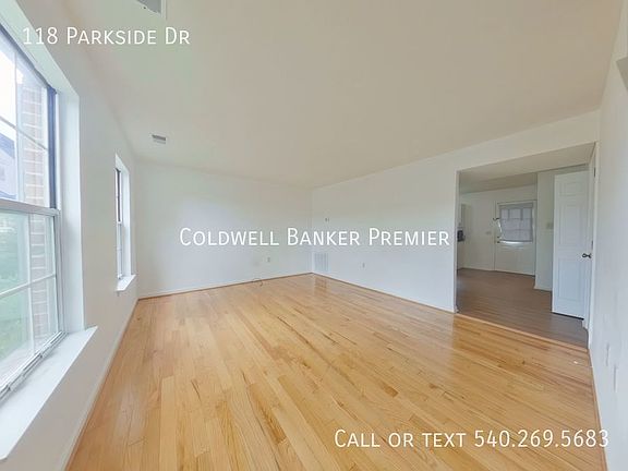 3rd image of 118 Parkside Dr