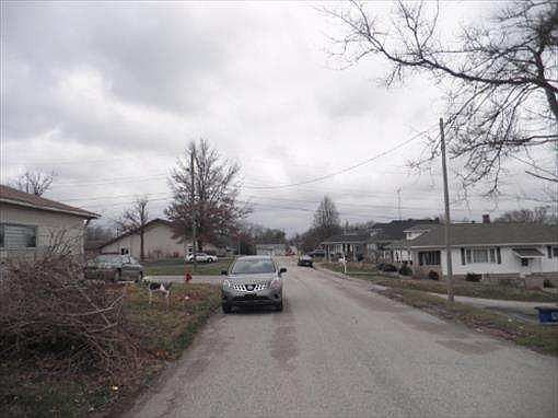 2nd image of 2303 J St