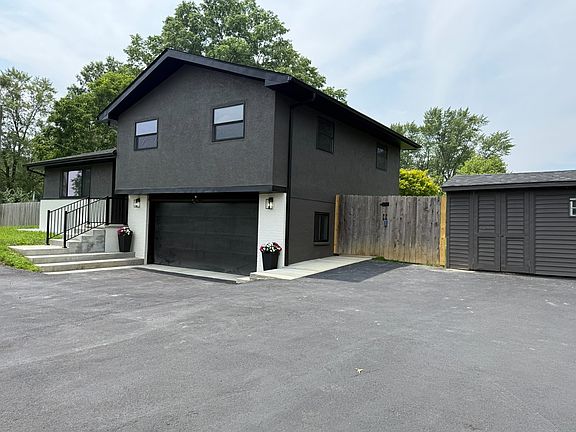 3rd image of 7404 Worthington Rd