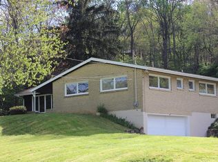 1547 Greenock Buena Vista Rd, McKeesport, PA