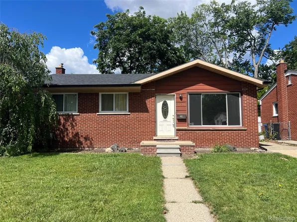 28215 Couzens Ave, Madison Heights, MI 48071