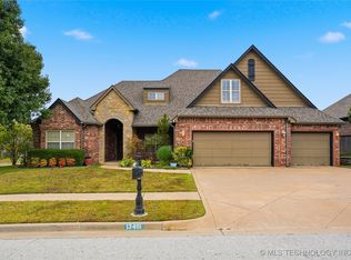 13401 S 20th Ct, Bixby, OK 74008