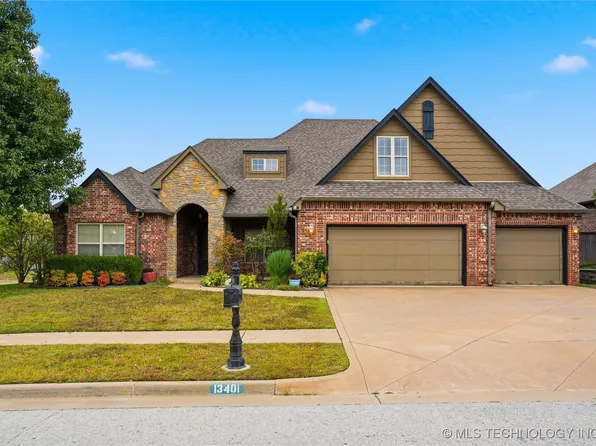 13401 S 20th Ct, Bixby, OK 74008