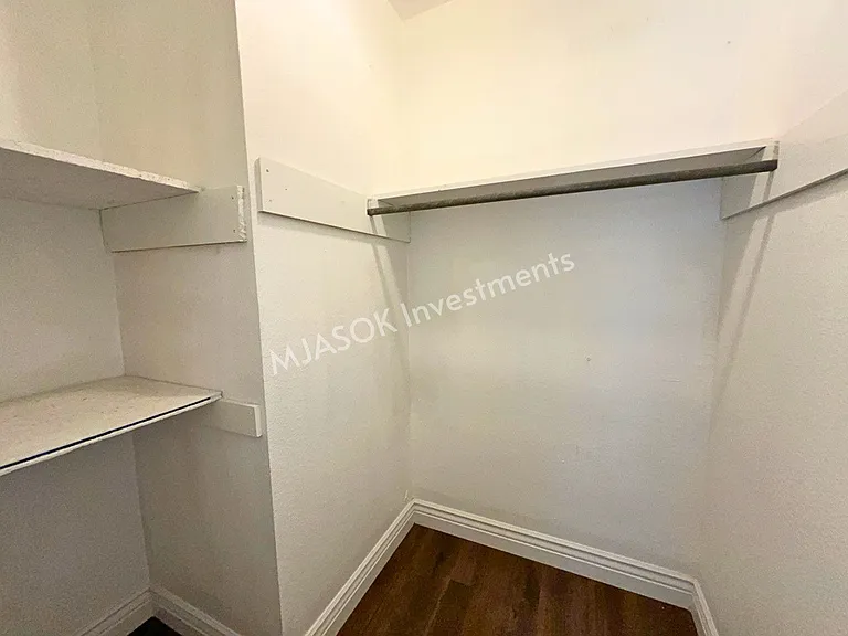 2709 NW Hilltop Dr — Photo 12