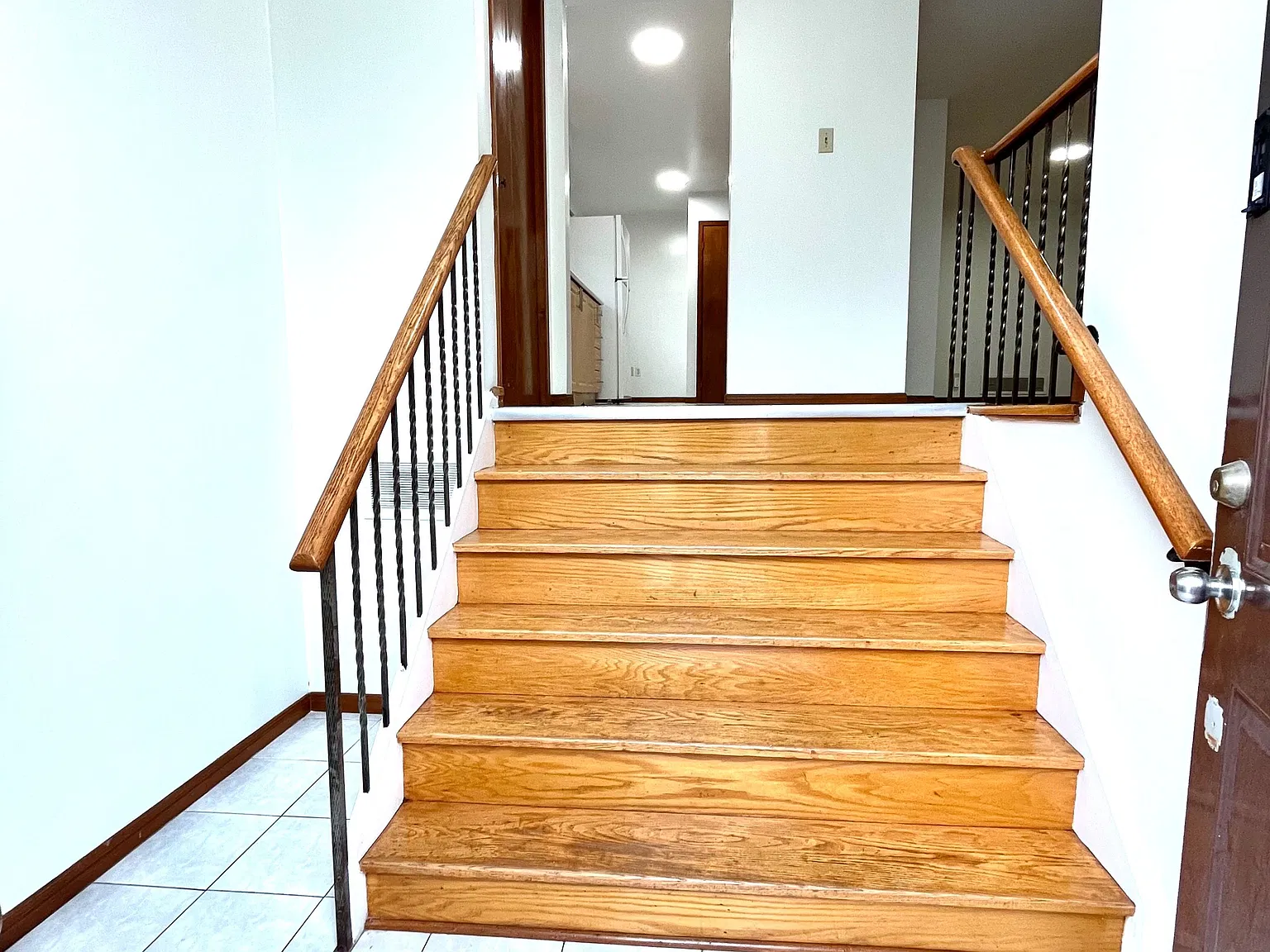3 bed, $2,350 — Photo 2