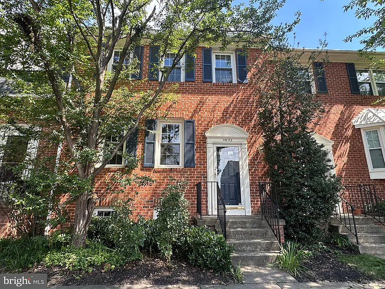 10152 Village Knolls Ct — Photo 2