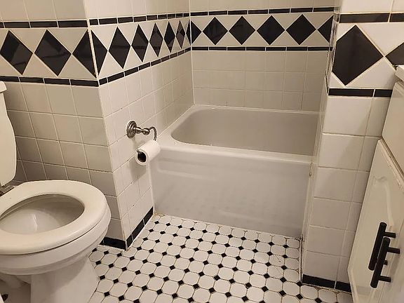 5th image of 231 E 89th St APT 4FE