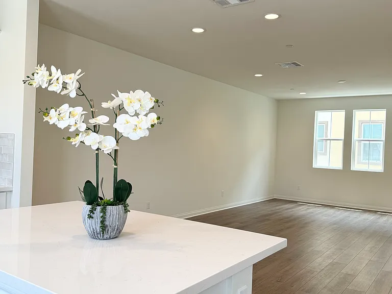 206 Liberty Way — Photo 2
