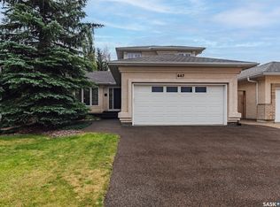 447 Briarvale Court, Saskatoon, SK S7V 1B8