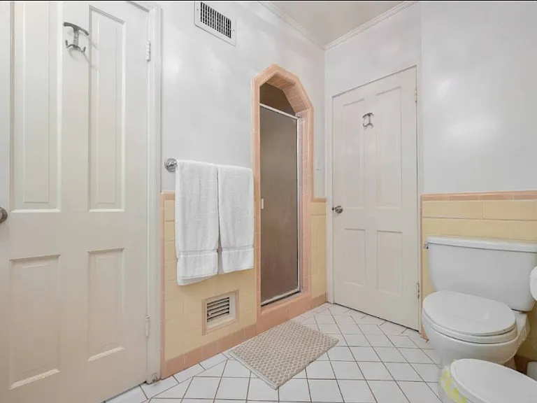 12642 Otsego St — Photo 33