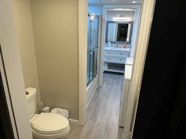 610 Camelot Dr — Photo 16