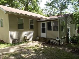 1082 E 675 East Rd, Pana, IL 62557