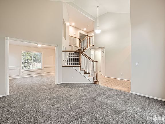 4th image of 13402 157th Street Ct E