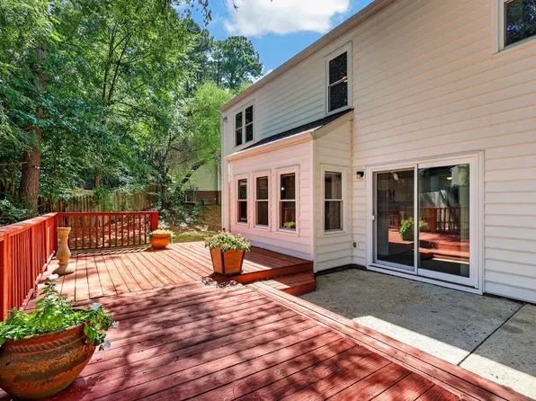 114 Carmel Woods Ct, Wake Forest, NC 27587