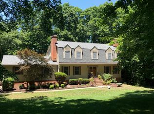 9830 Quail Run Ct, Fairfax Station, VA 22039