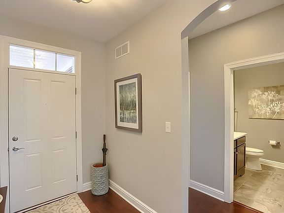 3rd image of 125 Hill Place Dr