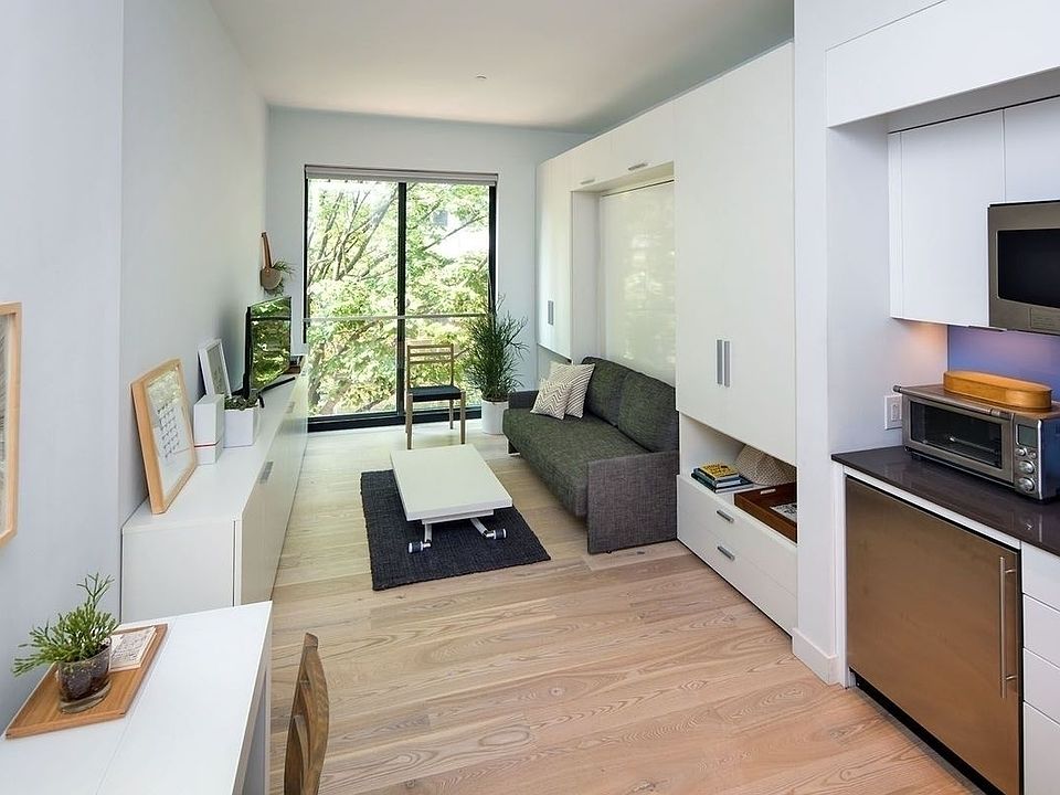 1st image of 335 E 27th St APT 3D
