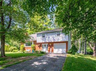 335 Van Vorst Rd, Ballston Lake, NY 12019