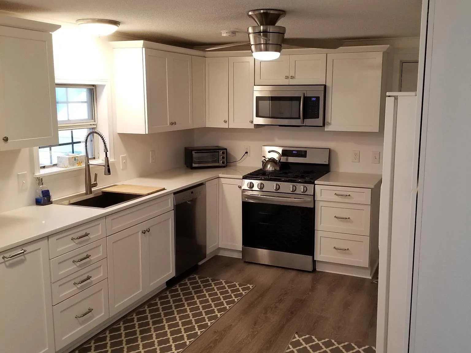 3 bed, 2.5 bath, 1600 sqft, $1,850 — Photo 4
