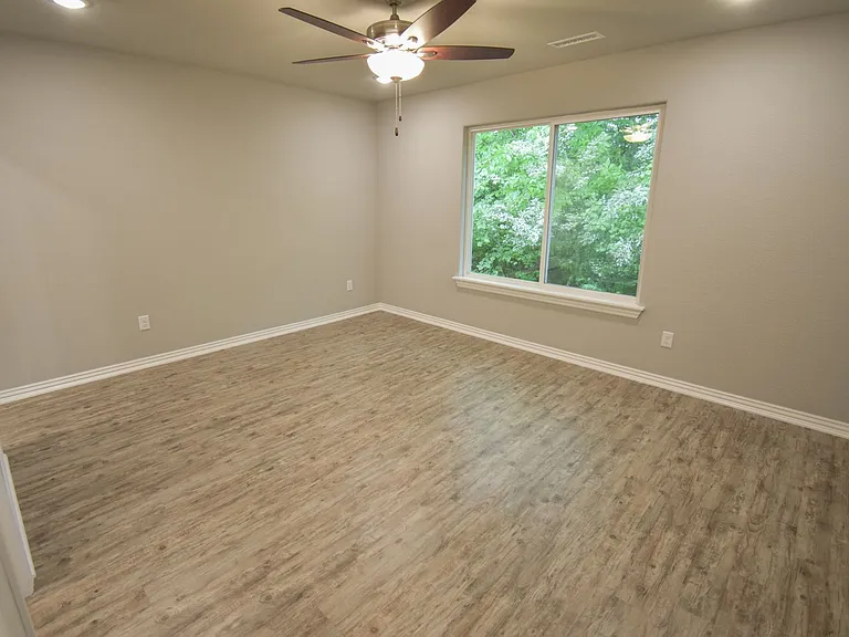 134 S Woodsprings Dr — Photo 7