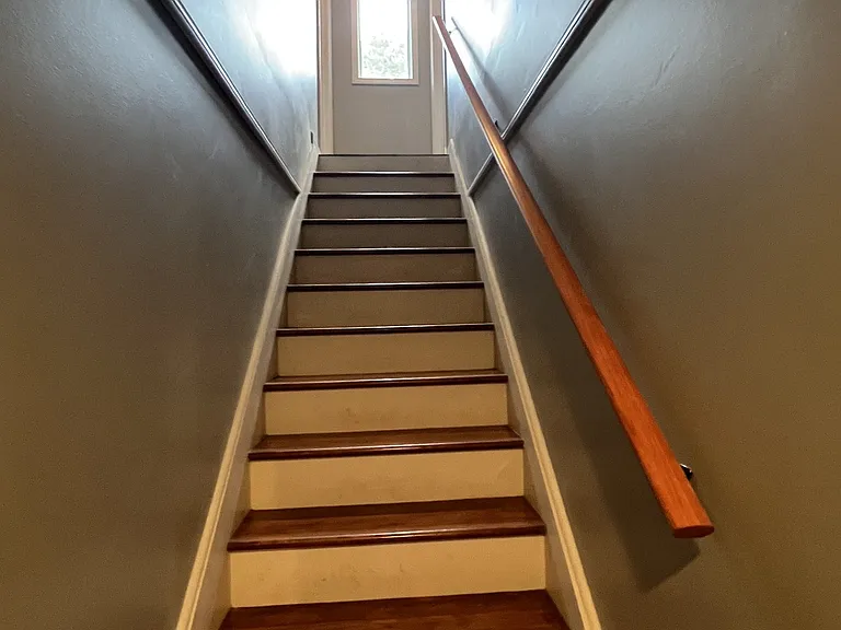 steps to upstairs bedrooms and bath