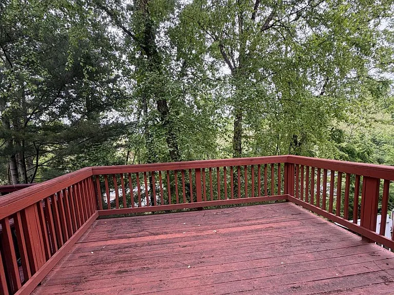 10875 Sherwood Hill Rd — Photo 11